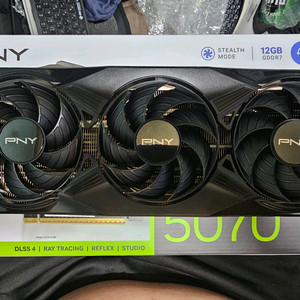 pny RTX 5070 그래픽카드 이미지