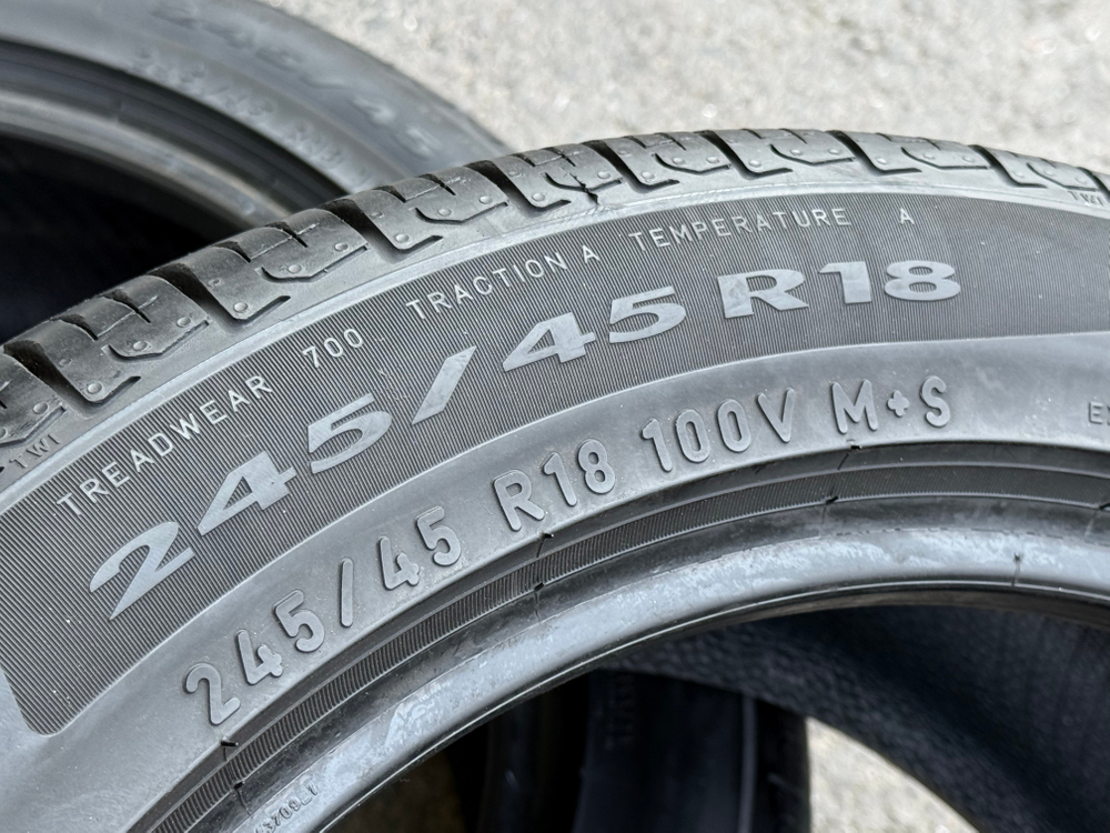 2454518 피렐리타이어 P8 중고타이어 245 45 18 피렐리 이미지