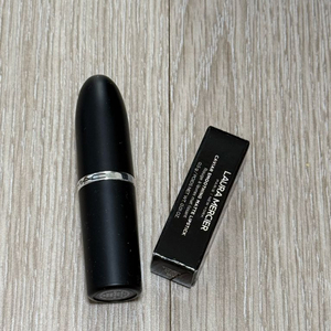 맥 포에버큐리어스 668 + 로라메르시에 미니어처 립스틱 이미지