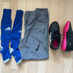 아디다스 아동, 어린이 , 키즈 풋살화,축구화 235사이즈 코파 퓨어.3 TF 이미지