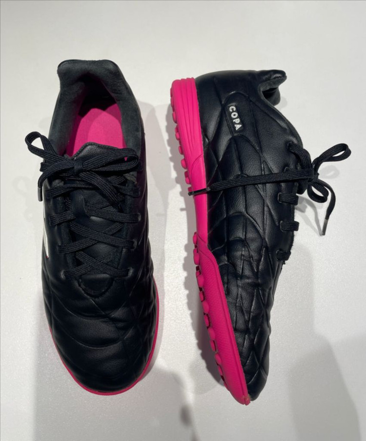 아디다스 아동, 어린이 , 키즈 풋살화,축구화 235사이즈 코파 퓨어.3 TF 이미지