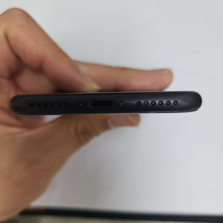 아이폰7 매트블랙 32G 인스타 카메라무음 배터리성능97% 202390 이미지