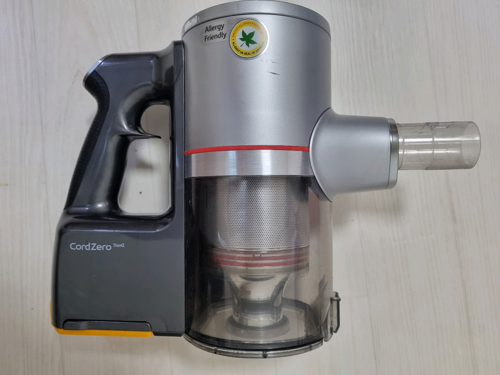 LG코드제로 A9s 무선청소기 본체 이미지