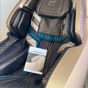 바디프랜드 더파라오 안마의자(비닐 안 뜯음, 사용 6회, 신품급 상태) 이미지