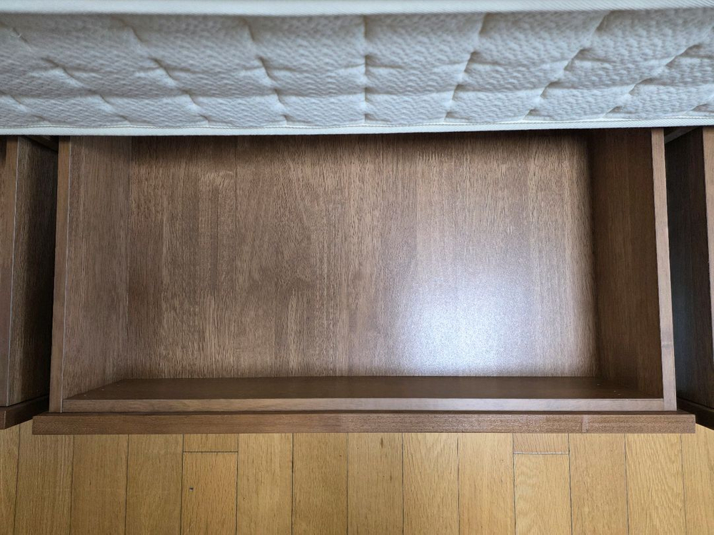 잉글랜더 템바보드 원목 프레임 & 지누스 키스톤 매트리스 침대 세트 이미지