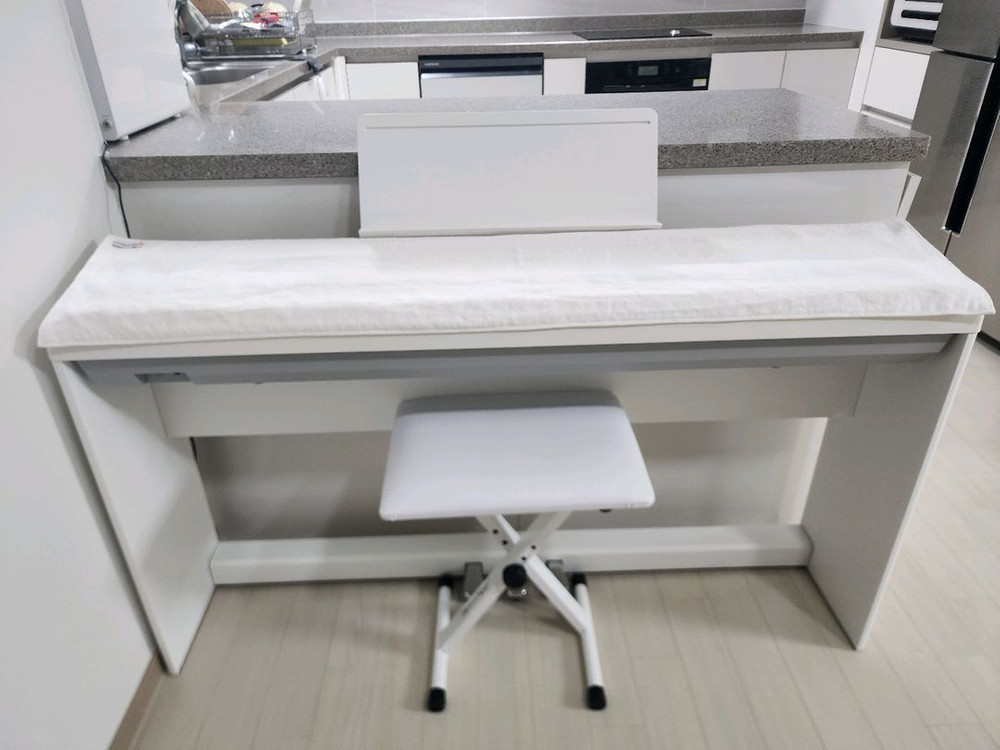 롤랜드 FP30x 디지털피아노 팝니다. 이미지