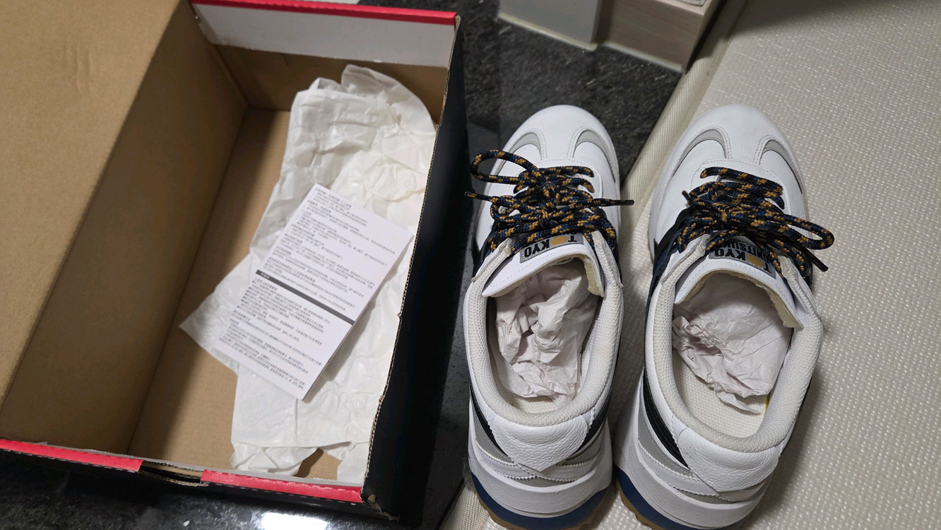 오니츠카타이거 265사이즈 운동화~ 남성 오니츠카타이거 이미지