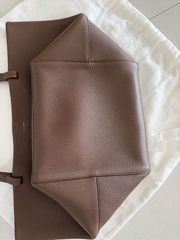 The row 더로우 파크 토트 쓰리백 이미지