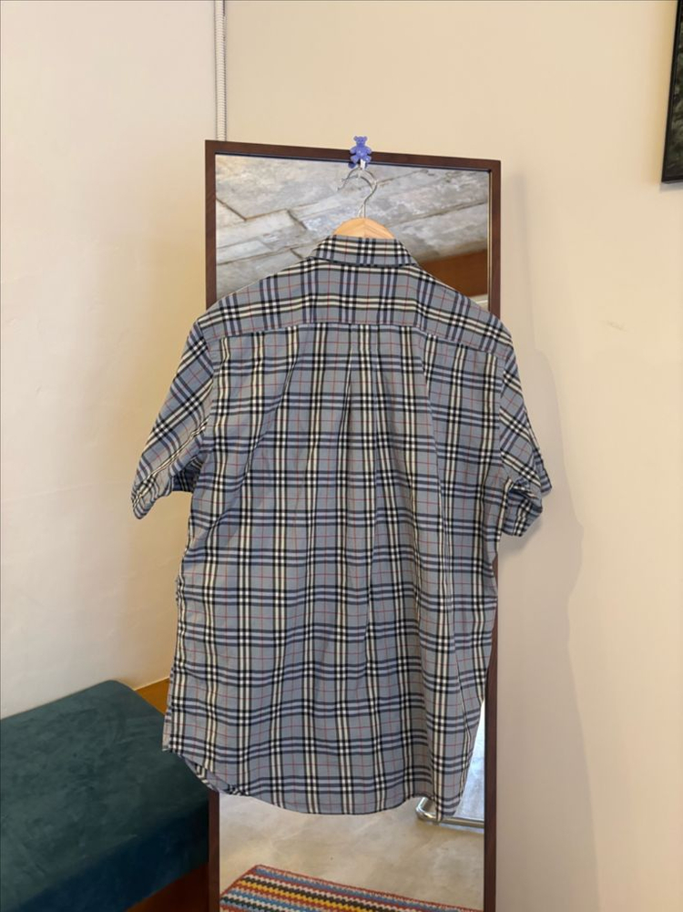 버버리 체크 반팔 셔츠 이미지