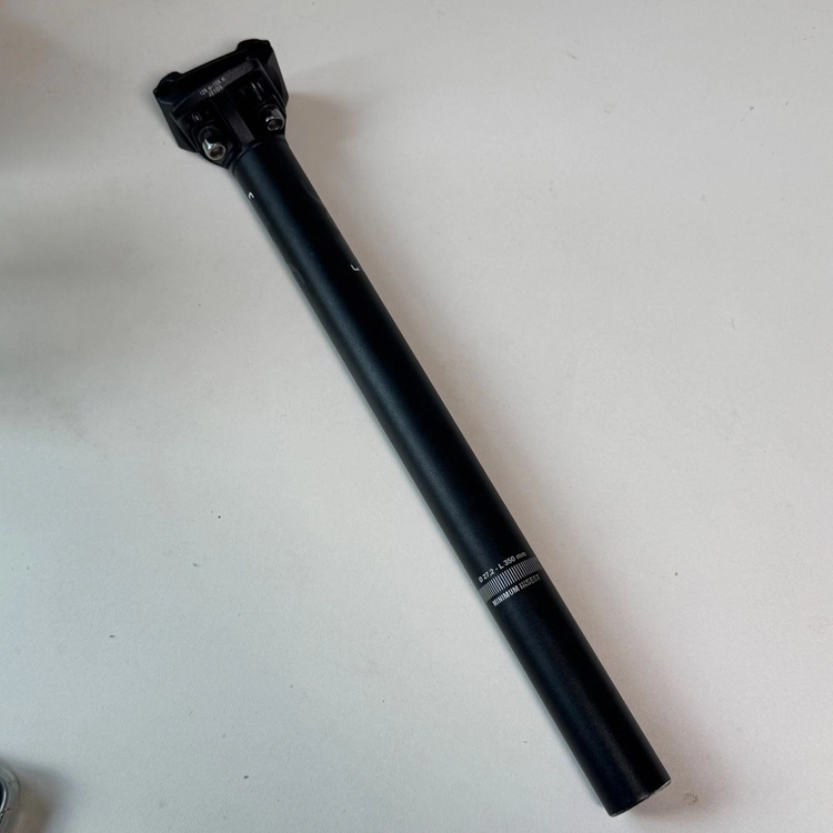 데다 싯포스트 DEDA DZERO 272.2mm 새상태 팝니다. 로드 자전거 이미지