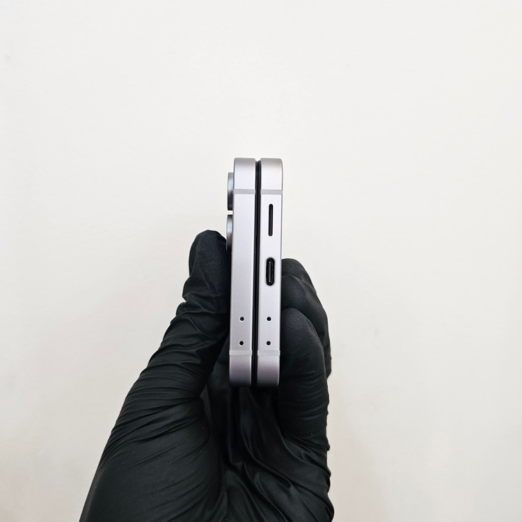 갤럭시Z플립6 256기가 실버 (무잔) / 0420 이미지