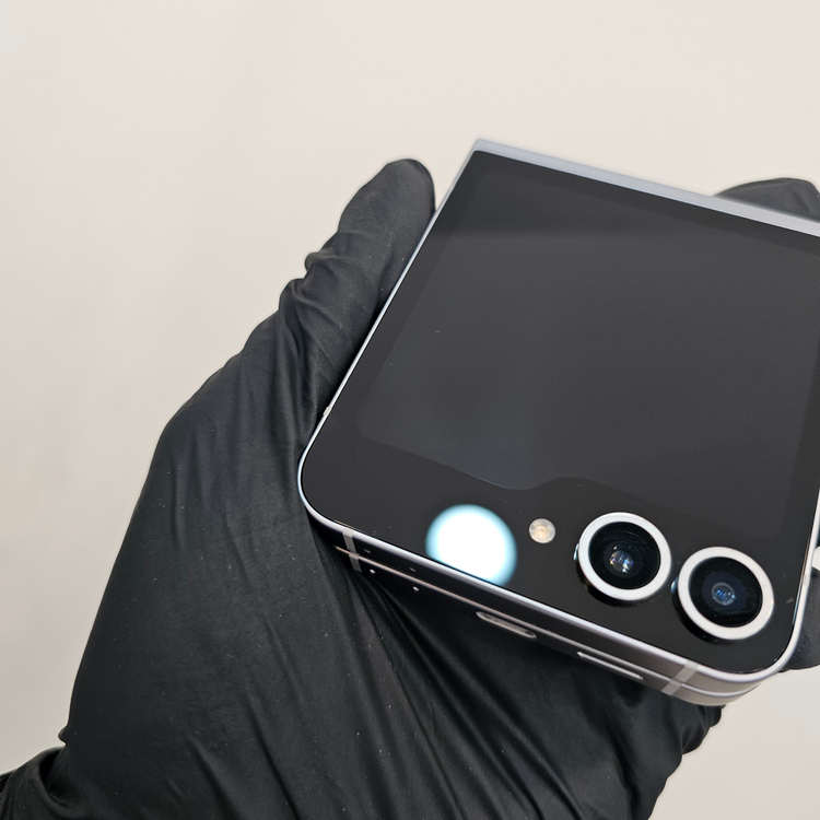 갤럭시Z플립6 256기가 실버 (무잔) / 0420 이미지