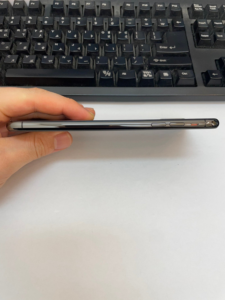 아이폰XS맥스 그레이 64GB 상태좋은 중고27만9천팝니다 이미지