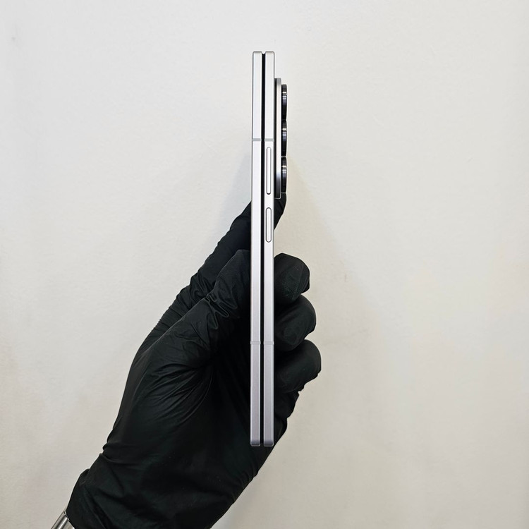 갤럭시Z폴드7 256기가 실버 (무잔상) / 0422 이미지