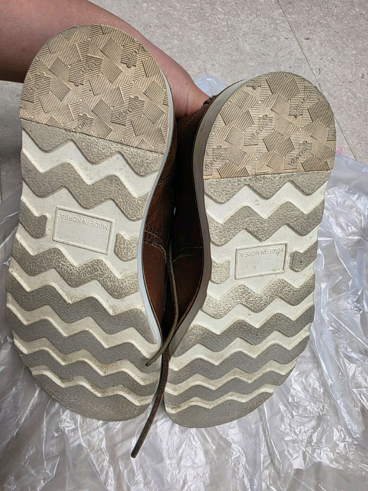 레드윙 1907 9.5D 사이즈 판매합니다 이미지