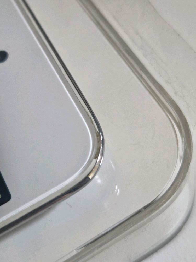 애플 아이팟터치4세대 32기가 a1367 화이트 팝니다 이미지