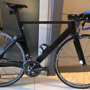 캐니언 에어로드 di2 반차 로드 자전거 이미지