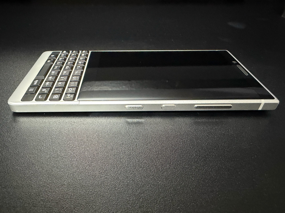S급 풀박스 블랙베리 키투(실버, 64GB) 이미지
