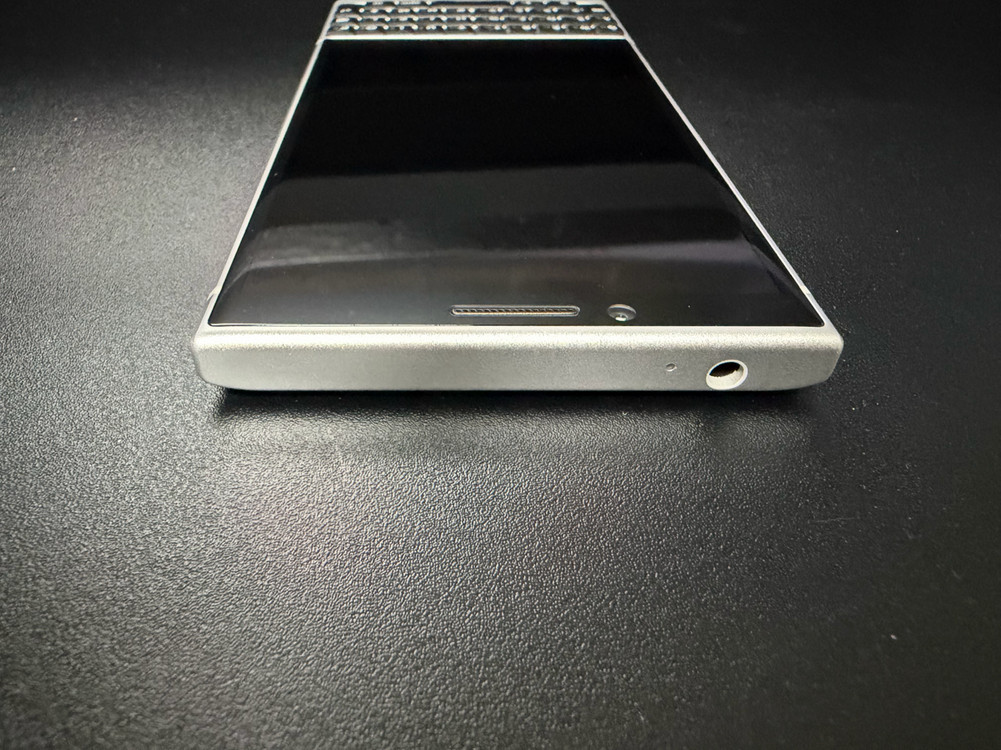 S급 풀박스 블랙베리 키투(실버, 64GB) 이미지