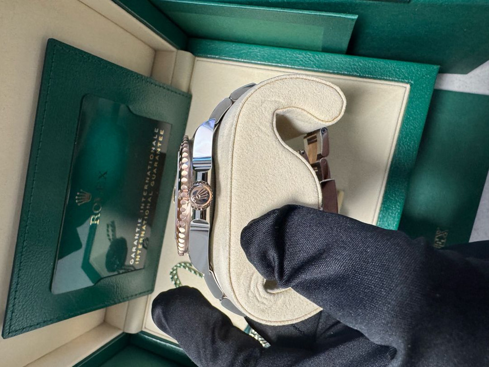 [미착용] 롤렉스 GMT-Master II 루트비어 콤비 팝니다 이미지