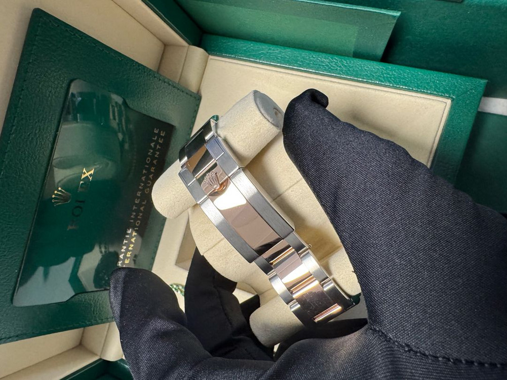 [미착용] 롤렉스 GMT-Master II 루트비어 콤비 팝니다 이미지