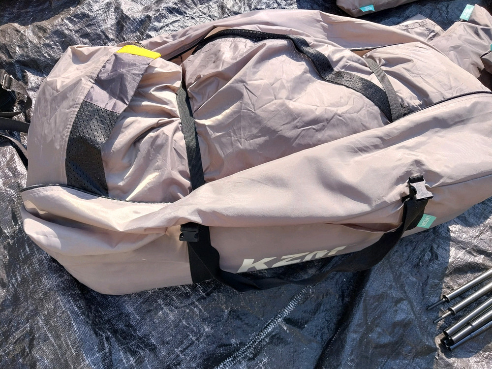 카즈미 라페스타 리빙쉘 텐트 이미지