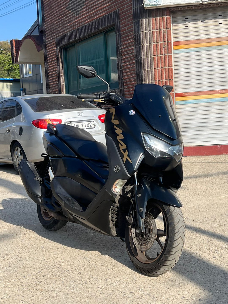야마하 Nmax125 21년식 9만키로대 저렴한 가격에 판매합니다 이미지