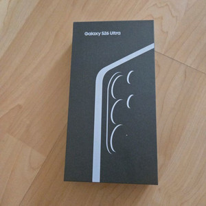 갤럭시 s26울트라 자급제 512G 미개봉 팔아요 이미지