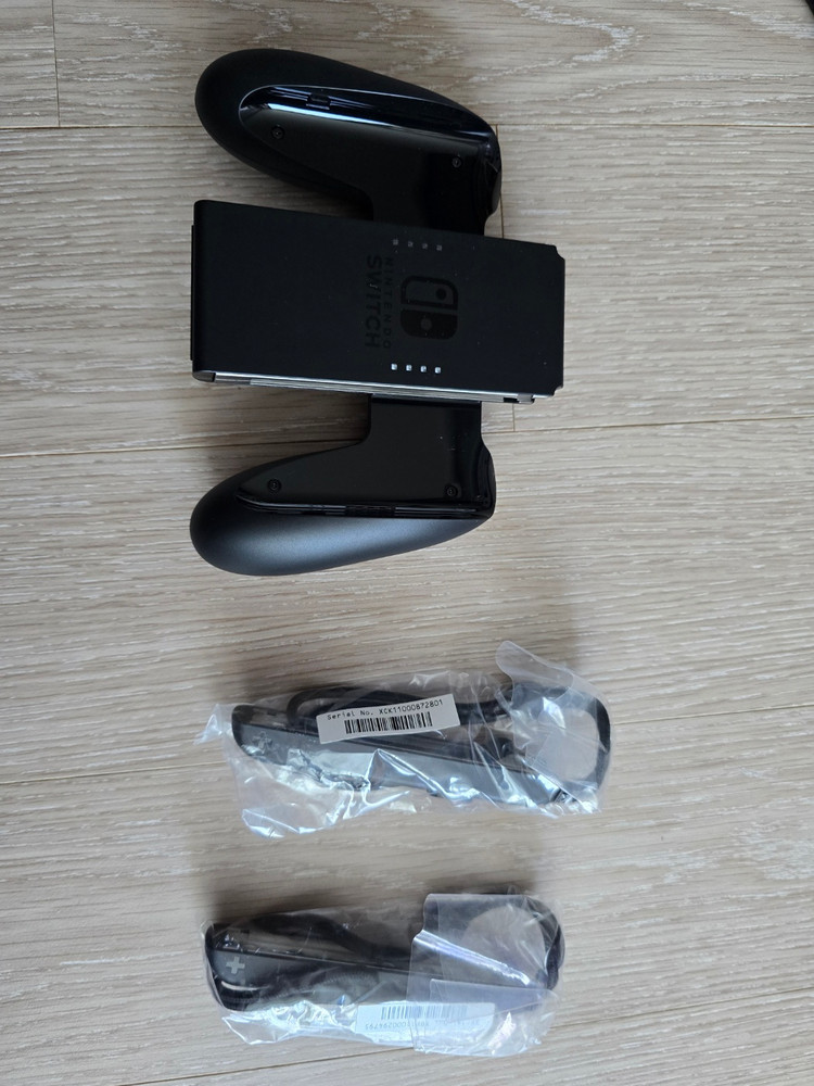 닌텐도 스위치1 본체 + 조이콘 세트, 구성품 풀박, 깨끗해요, 작동 이상 무 이미지