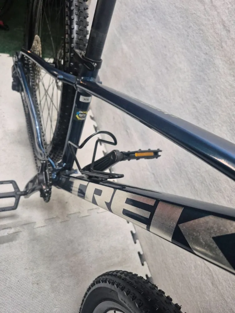 2021년형 트렉 엑스칼리버 7 MTB 자전거 이미지