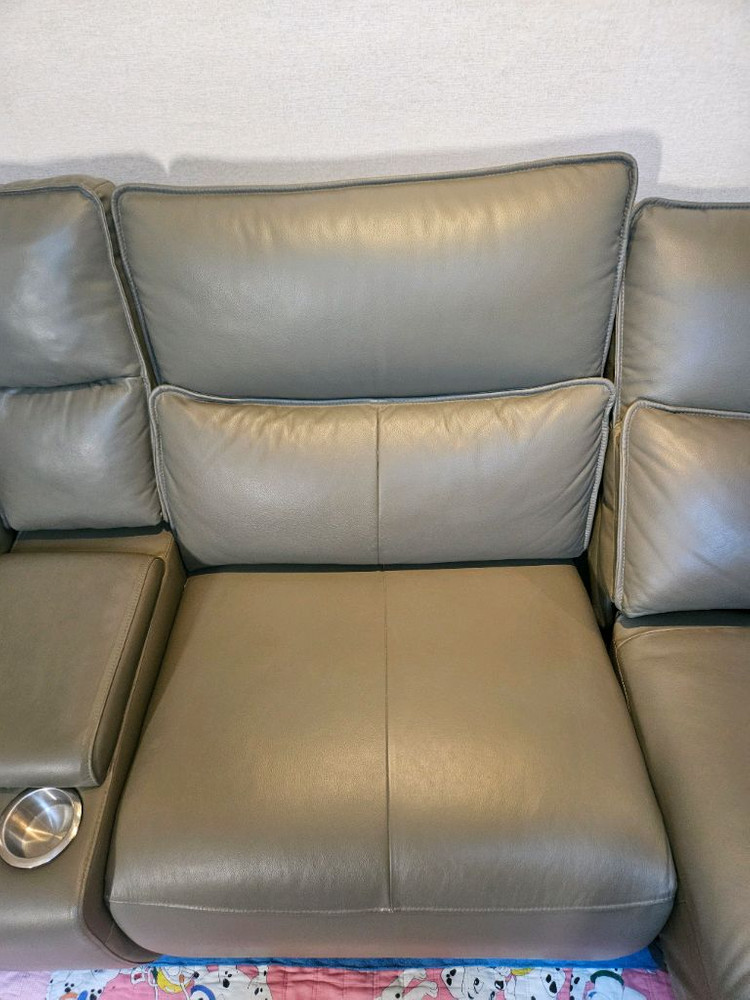 3~4인용 인조가죽 리클라이너 소파 이미지