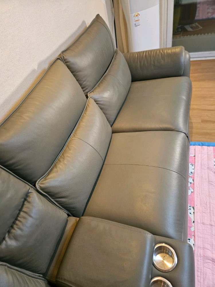 3~4인용 인조가죽 리클라이너 소파 이미지