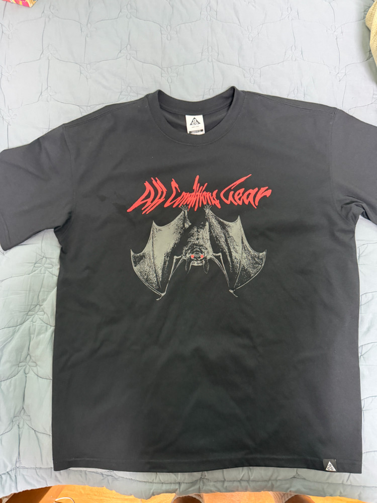 나이키 acg 드라이핏 배트맨 반팔티 L사이즈 새상품 판매 이미지