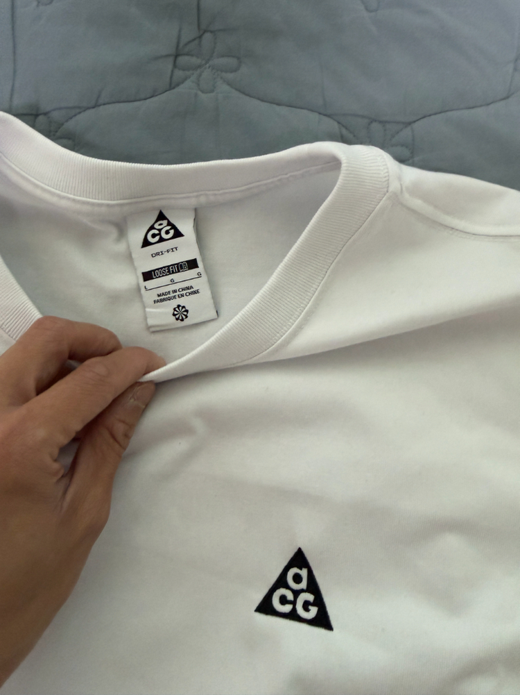 나이키 acg LBR 티셔츠 서밋 화이트 L사이즈 새상품 판매 이미지
