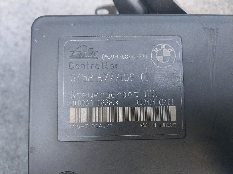 BMW E87 E90 E91 시리즈 3시리즈 중고 ABS DSC 모듈 / 3451-6777158-01 이미지