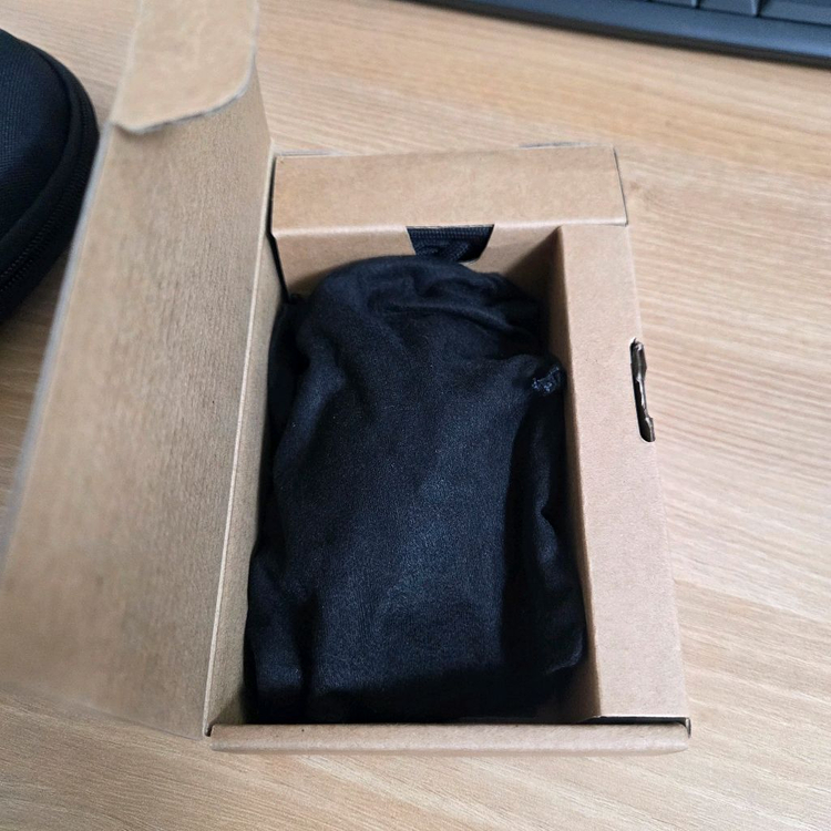 레이저 데스에더 V2 Pro 무선 게이밍 마우스 이미지