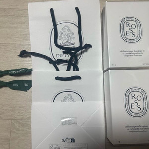 딥티크 차량용 방향제 로즈 디퓨져셋트(케이스+리필)미개봉 새상품 이미지