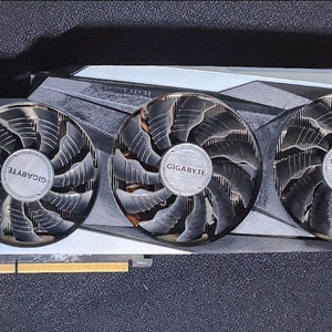 기가바이트 RTX 3080 그래픽카드 이미지