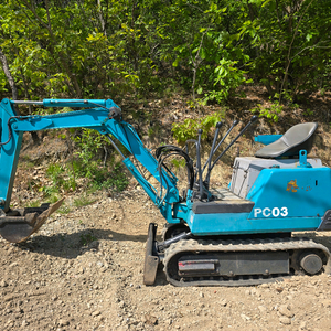 KOMATSU PC03 미니 굴삭기 이미지