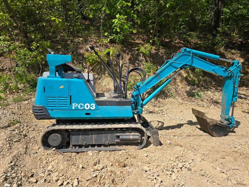 KOMATSU PC03 미니 굴삭기 이미지