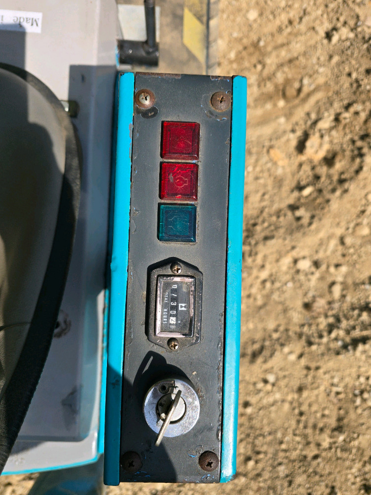 KOMATSU PC03 미니 굴삭기 이미지