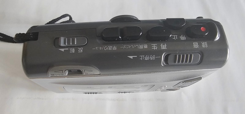 SONY TCS-60 워크맨 작동품 이미지