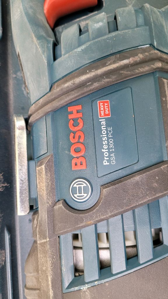 보쉬 GSA 1300 PCE 컷소, 컷쏘 이미지