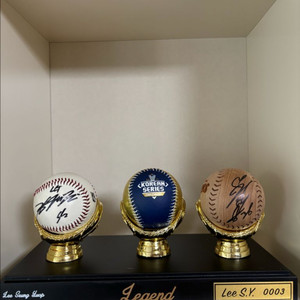 이승엽 400홈런 기념 친필 사인 목각볼, 2017 한국시리즈 볼, LG 42번 사인볼 이미지