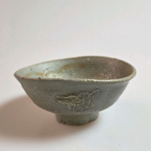 고미술품 도자기 조선초기 조선백자 찌글이 찻잔 이미지
