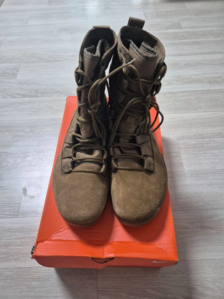 나이키 SFB 사막화 이미지