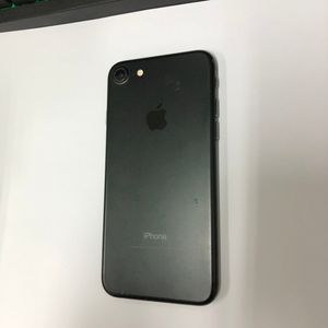 대량) 아이폰8 스그 SS급 128GB 배터리90% (카메라무음) 레트로감성 카메라폰 204091 이미지