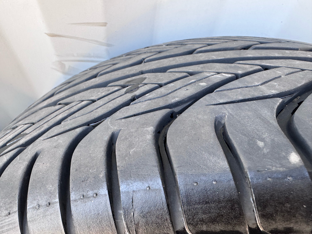 295 / 35 / 24 벨겐 휠 (캐딜락 에스컬레이드 / 쉐보레 타호 호환) 타이어 포함 / 트레드 80% 이미지