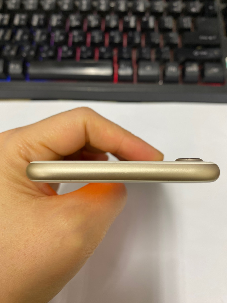 아이폰7 골드 A급 32GB 무잔상 배터리92% 감성레트로 사진폰 인스타 카메라폰 197396 이미지