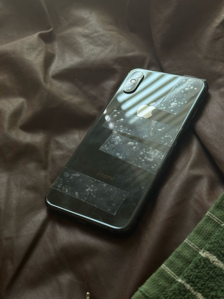 아이폰 XS 256 온전히 사진용 팝니다. (수리용) 이미지